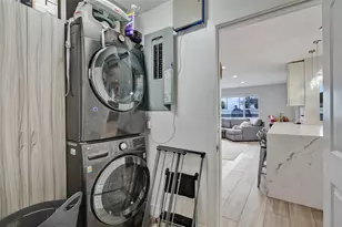 3991 N 41st Ct, Hollywood, FL 33021 - Photo 19