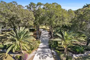 21798 Cartagena Dr, Boca Raton, FL 33428 - Photo 3