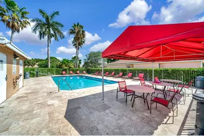 4046 Eastridge Circle, Pompano Beach, FL 33064 - Photo 3