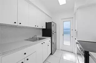 2700 NE 135th St, North Miami, FL 33181 - Photo 19