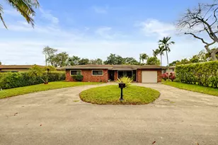 1070 NW 149th St, Miami, FL 33168 - Photo 9