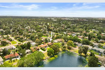 1070 NW 149th Street, Miami, FL 33168 - Photo 25