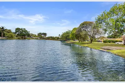 1070 NW 149th Street, Miami, FL 33168 - Photo 19