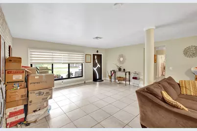 1070 NW 149th Street, Miami, FL 33168 - Photo 17