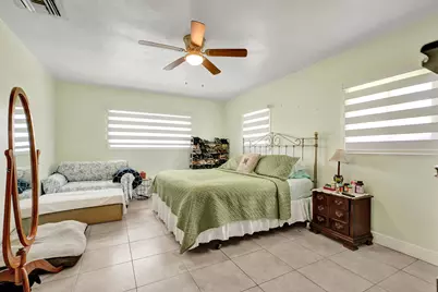 1070 NW 149th Street, Miami, FL 33168 - Photo 3