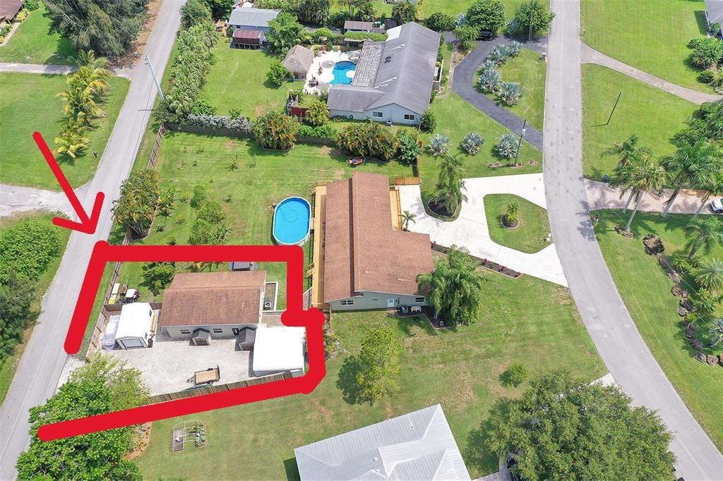 2750 SW 140th Terrace main architectural view