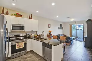 10396 W 34th Ln, Hialeah, FL 33018 - Photo 5