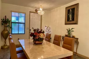 10396 W 34th Ln, Hialeah, FL 33018 - Photo 3