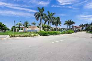 10396 W 34th Ln, Hialeah, FL 33018 - Photo 41