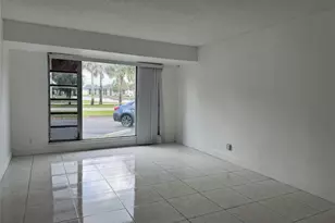 8031 Lagos De Campo Blvd, Tamarac, FL 33321 - Photo 17