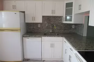 1401 NE Miami Gardens Dr, Miami, FL 33179 - Photo 3