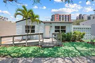 642 NE 3rd Ave, Fort Lauderdale, FL 33304 - Photo 1