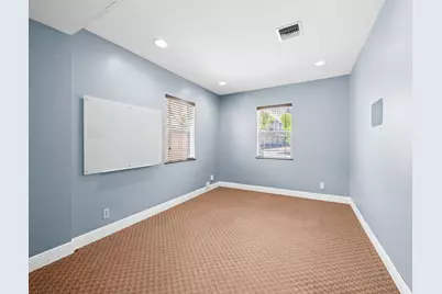 642 NE 3rd Avenue, Fort Lauderdale, FL 33304 - Photo 11