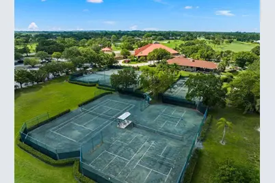 3500 Twin Lakes Terrace #202, Fort Pierce, FL 34951 - Photo 3