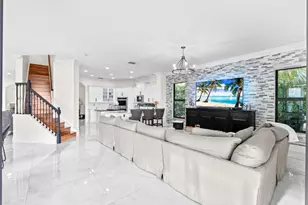 647 Edgebrook Ln, West Palm Beach, FL 33411 - Photo 15