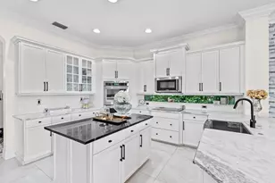 647 Edgebrook Ln, West Palm Beach, FL 33411 - Photo 19