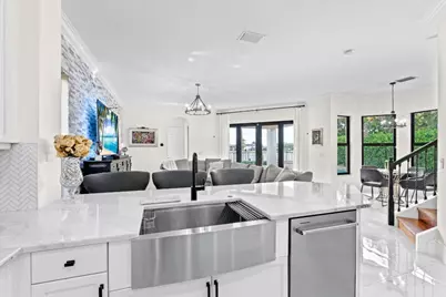 647 Edgebrook Lane, West Palm Beach, FL 33411 - Photo 17