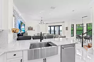 647 Edgebrook Ln, West Palm Beach, FL 33411 - Photo 17