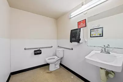 2111 N Federal Highway, Hollywood, FL 33020 - Photo 11