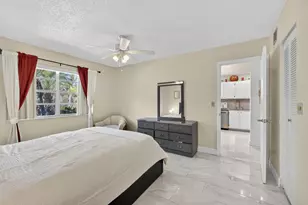 224 Lake Constance Dr, West Palm Beach, FL 33411 - Photo 13