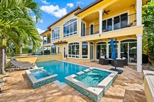 2637 NE 28th Ct, Pompano Beach, FL 33064 - Photo 3