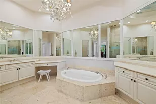 2637 NE 28th Ct, Lighthouse Point, FL 33064 - Photo 11