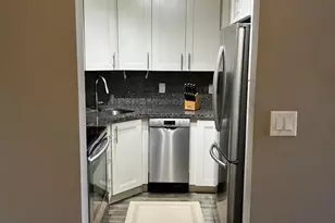 3200 NE 7th Ct, Pompano Beach, FL 33062 - Photo 5