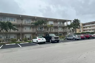 3200 NE 7th Ct, Pompano Beach, FL 33062 - Photo 1