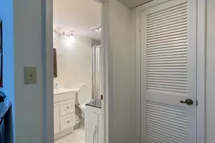 361 S Hollybrook Dr, Pembroke Pines, FL 33025 - Photo 19