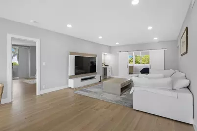 333 Sunset Drive #208, Fort Lauderdale, FL 33301 - Photo 17