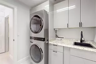 9485 E Maiden Ct, Vero Beach, FL 32963 - Photo 25