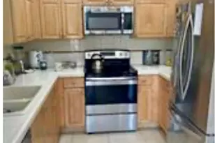 872 NW 130th Ave, Pembroke Pines, FL 33028 - Photo 3