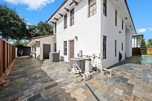 8340 NW 167th Terrace, Miami Lakes, FL 33016 - Photo 55