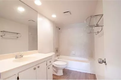 3123 Oakland Shores Drive #D210, Oakland Park, FL 33309 - Photo 9