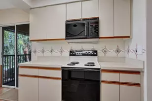 2121 S Ocean Blvd, Pompano Beach, FL 33062 - Photo 19