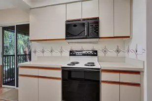 2121 S Ocean Blvd, Pompano Beach, FL 33062 - Photo 19