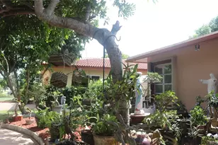 8261 NW 66th Terrace, Tamarac, FL 33321 - Photo 23