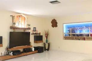 8261 NW 66th Terrace, Tamarac, FL 33321 - Photo 5