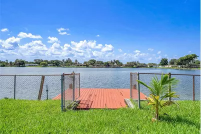 8720 Pasadena Boulevard, Pembroke Pines, FL 33024 - Photo 21