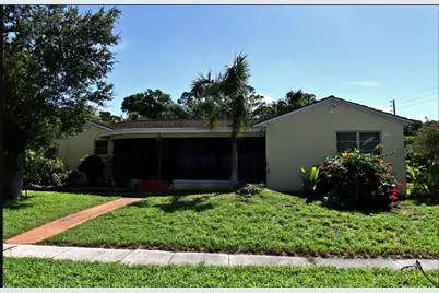 1124 Colonial Road, Fort Pierce, FL 34950 - Photo 1