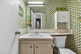 102 Newport F Unit, Deerfield Beach, FL 33442 - Photo 23