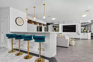 11 Bay Colony Ln, Fort Lauderdale, FL 33308 - Photo 25