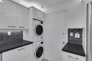 2100 S Ocean Ln, Fort Lauderdale, FL 33316 - Photo 13