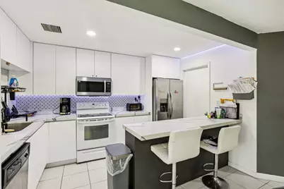 5843 Woodlands Boulevard, Tamarac, FL 33319 - Photo 11