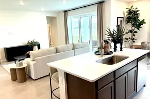 5477 NW Camberly Ct, Port Saint Lucie, FL 34987 - Photo 3