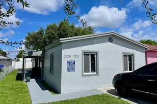 2229-31 Farragut St, Hollywood, FL 33020 - Photo 1