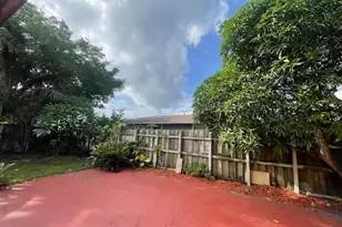 1735 SW 44th Terrace, Fort Lauderdale, FL 33317 - Photo 15