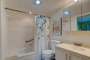 3102 Portofino Point, Coconut Creek, FL 33066 - Photo 19