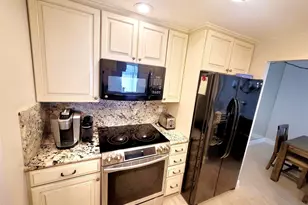 1009 N Ocean Blvd N, Pompano Beach, FL 33062 - Photo 13