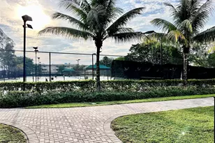 981 Hillcrest Ct, Hollywood, FL 33021 - Photo 11